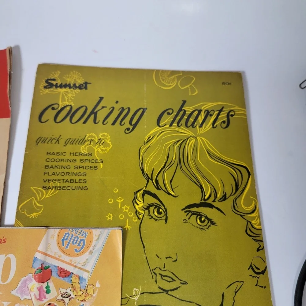 Vintage‎ Cooking Pamphlets / Recipe Booklets Lot Of 3 From Various Company's
